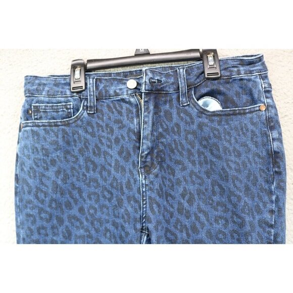 Blue Leopard Print Women Jeans - Picture 2 of 13